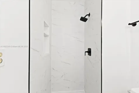 4131 NW 13th Avenue Oakland Park FL 33309