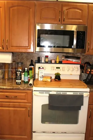 112 Lake Emerald Drive Oakland Park FL 33309