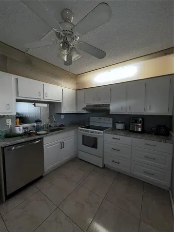 2800 Somerset Drive Lauderdale Lakes FL 33311