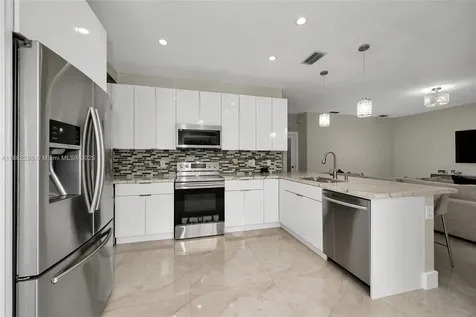 1385 SW 143rd Court Miami FL 33184