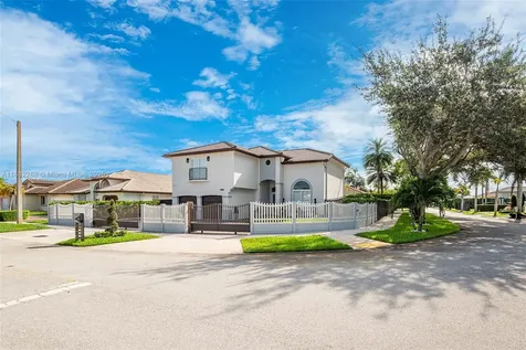 1385 SW 143rd Court Miami FL 33184