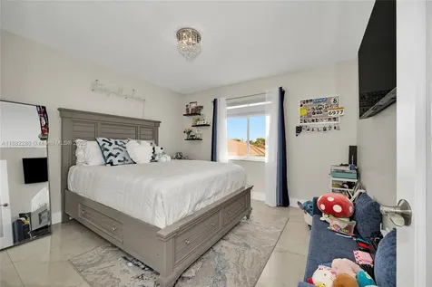 1385 SW 143rd Court Miami FL 33184