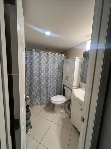 5387 SW 40th Avenue Dania Beach FL 33314