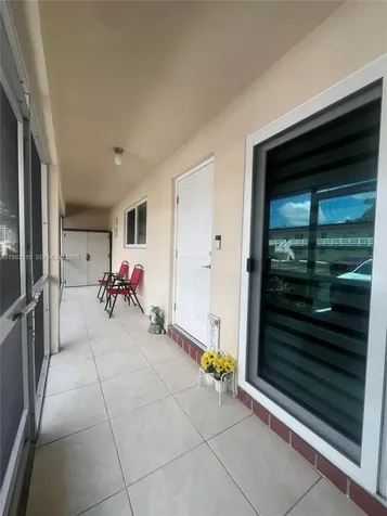 5387 SW 40th Avenue Dania Beach FL 33314