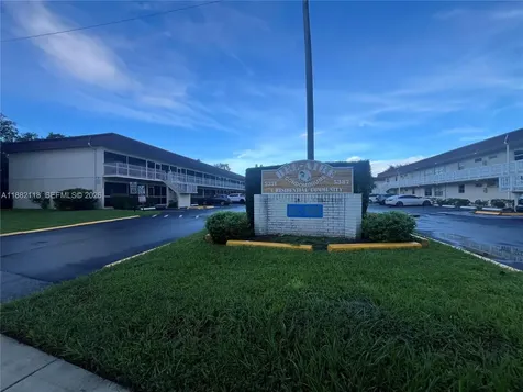 5387 SW 40th Avenue Dania Beach FL 33314