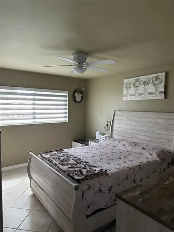 5387 SW 40th Avenue Dania Beach FL 33314