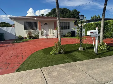8991 SW 38th Street Miami FL 33165