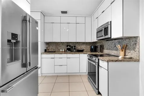 22766 SW 89th Place Cutler Bay FL 33190