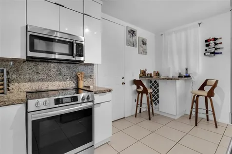 22766 SW 89th Place Cutler Bay FL 33190