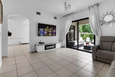 22766 SW 89th Place Cutler Bay FL 33190