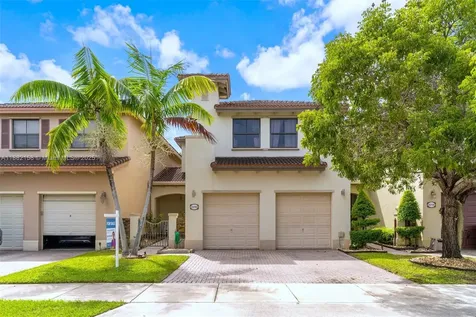 22766 SW 89th Place Cutler Bay FL 33190