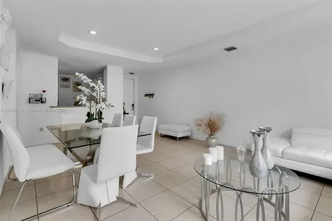22766 SW 89th Place Cutler Bay FL 33190