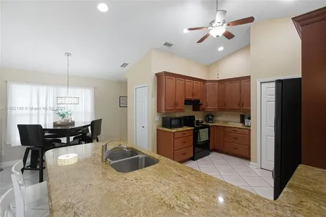 112 SW 34th Lane Cape Coral FL 33914