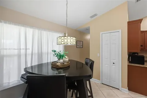 112 SW 34th Lane Cape Coral FL 33914