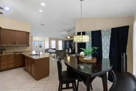 112 SW 34th Lane Cape Coral FL 33914