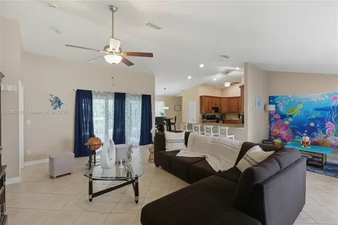 112 SW 34th Lane Cape Coral FL 33914
