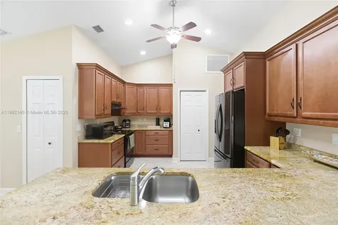 112 SW 34th Lane Cape Coral FL 33914