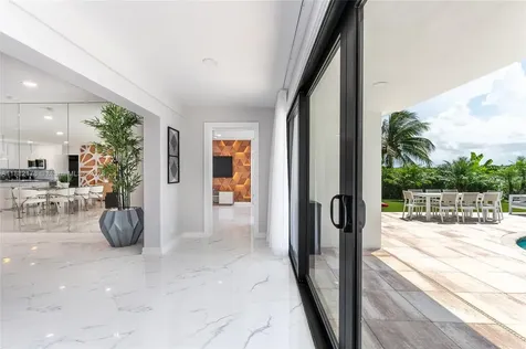 21230 NE 25th Court Miami FL 33180