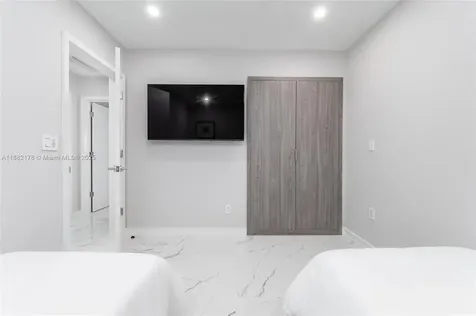 21230 NE 25th Court Miami FL 33180