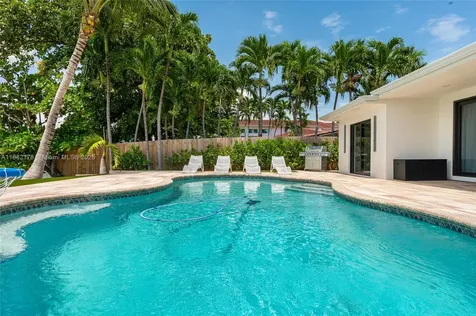 21230 NE 25th Court Miami FL 33180