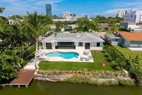 21230 NE 25th Court Miami FL 33180