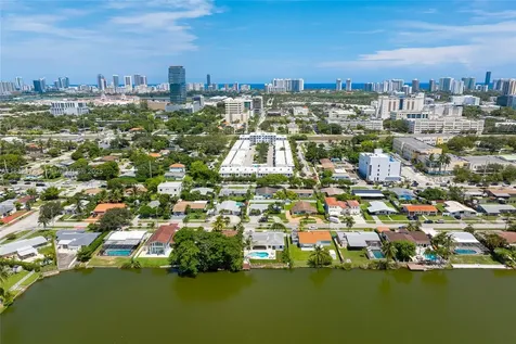 21230 NE 25th Court Miami FL 33180