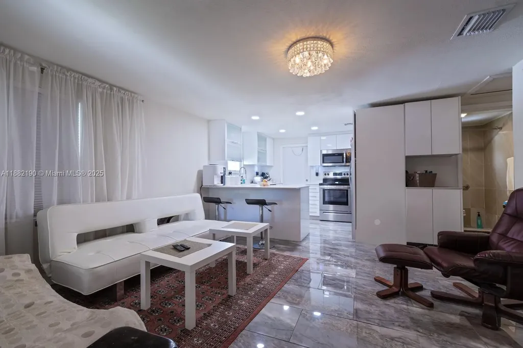 1711 NW 7th Place Fort Lauderdale FL 33311