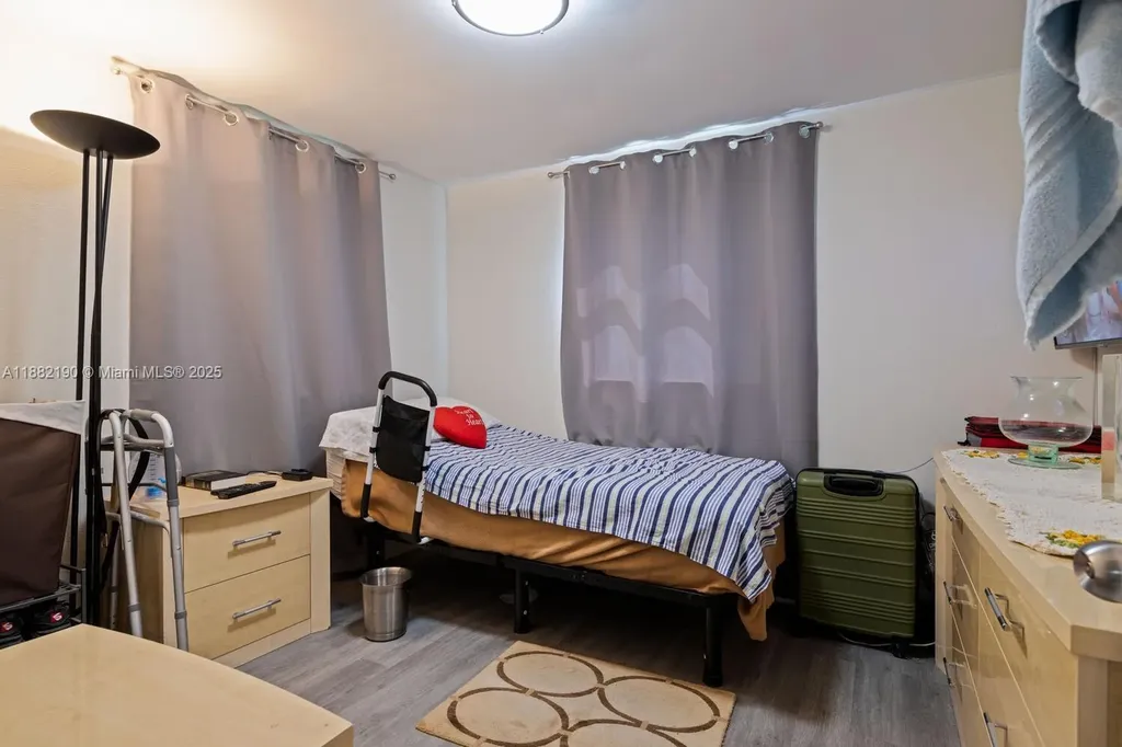 1711 NW 7th Place Fort Lauderdale FL 33311