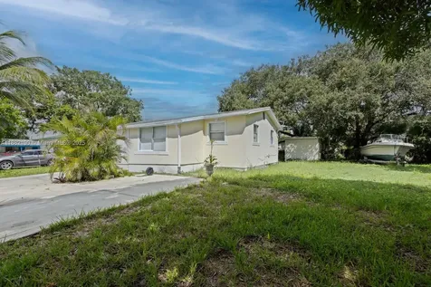 1711 NW 7th Place Fort Lauderdale FL 33311