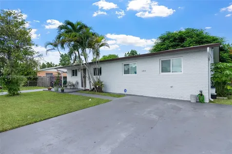 11831 SW 182nd Terrace Miami FL 33177