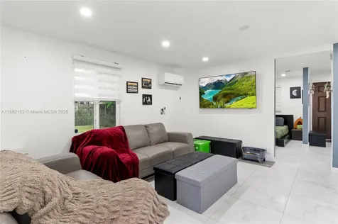 11831 SW 182nd Terrace Miami FL 33177