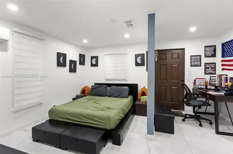 11831 SW 182nd Terrace Miami FL 33177