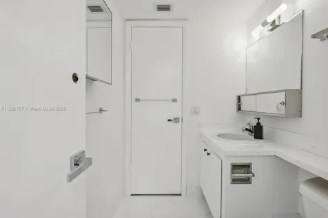 1345 West Avenue Miami Beach FL 33139