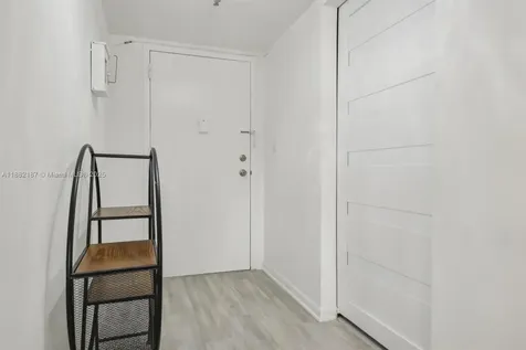 1345 West Avenue Miami Beach FL 33139