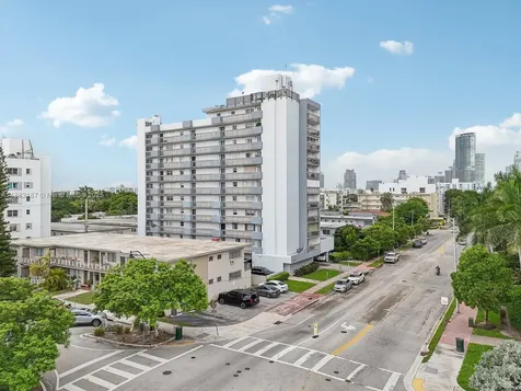 1345 West Avenue Miami Beach FL 33139