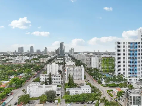 1345 West Avenue Miami Beach FL 33139