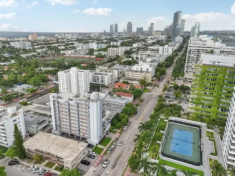 1345 West Avenue Miami Beach FL 33139