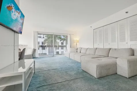 1345 West Avenue Miami Beach FL 33139