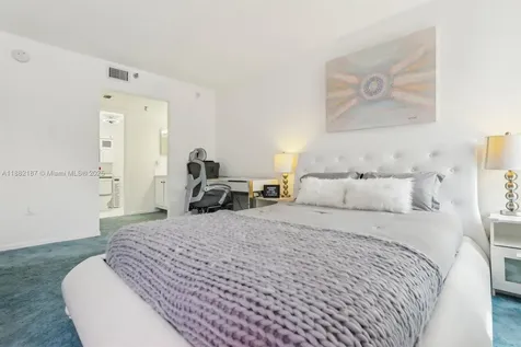 1345 West Avenue Miami Beach FL 33139