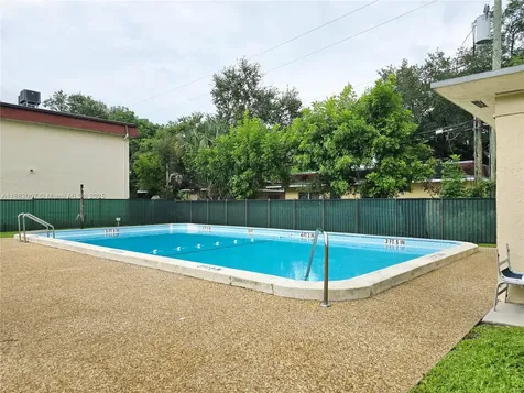 5387 SW 40th Avenue Dania Beach FL 33314