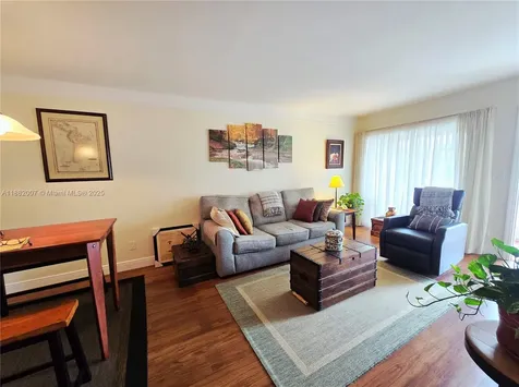 5387 SW 40th Avenue Dania Beach FL 33314
