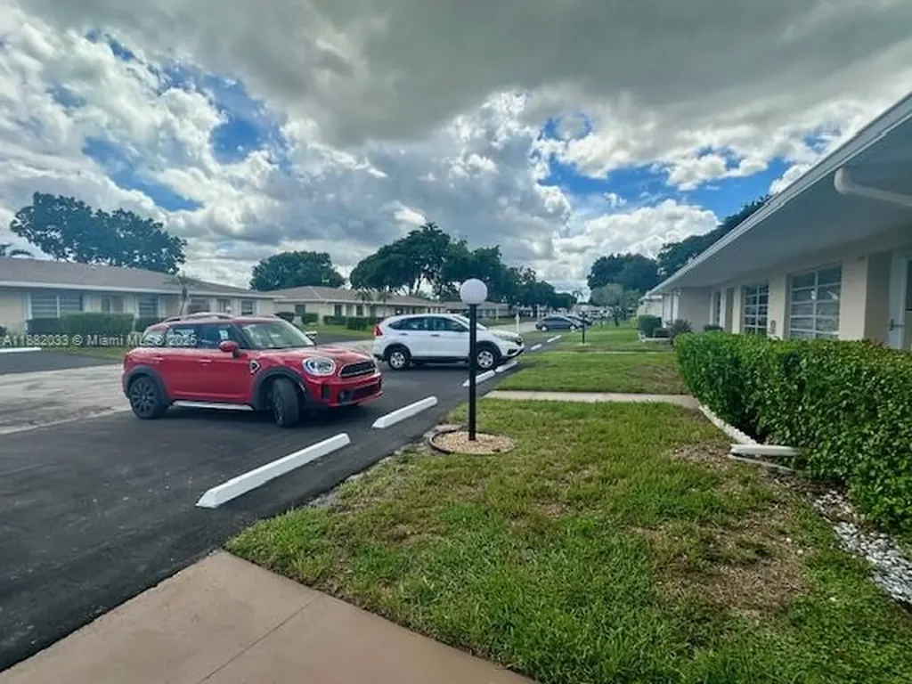 8793 Warwick Drive Boca Raton FL 33433