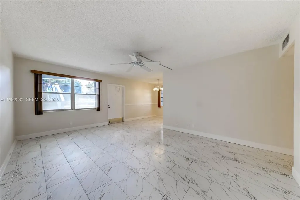 36 Islewood B Deerfield Beach FL 33442