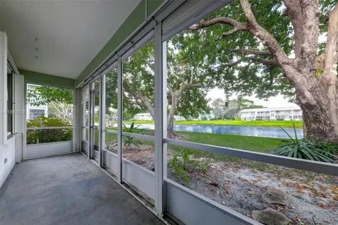 36 Islewood B Deerfield Beach FL 33442