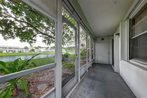 36 Islewood B Deerfield Beach FL 33442