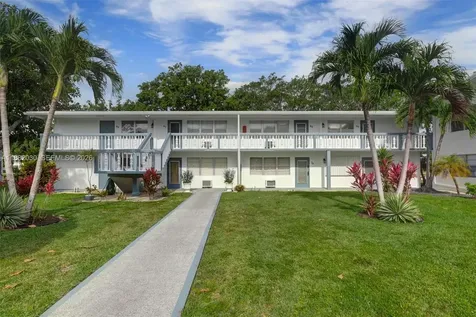 36 Islewood B Deerfield Beach FL 33442