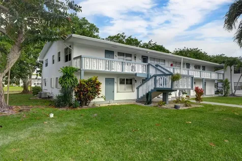 36 Islewood B Deerfield Beach FL 33442