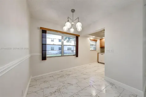 36 Islewood B Deerfield Beach FL 33442