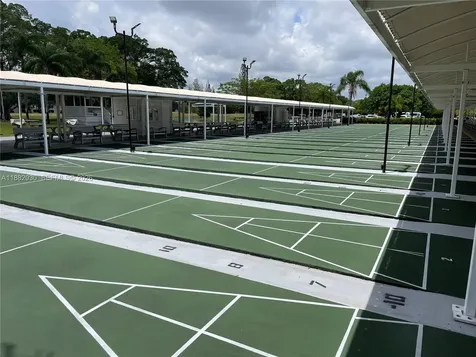 36 Islewood B Deerfield Beach FL 33442