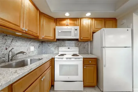 36 Islewood B Deerfield Beach FL 33442